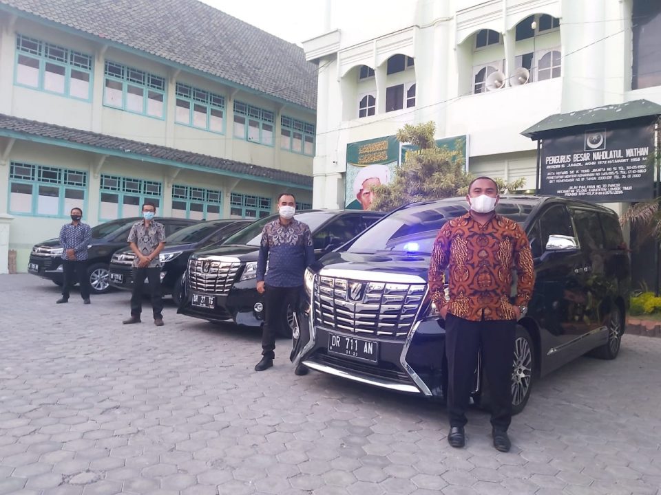 Sewa Alphard Lombok