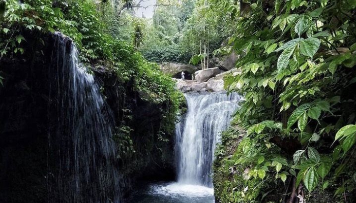 Air Terjun Gunung Janggot di Lombok