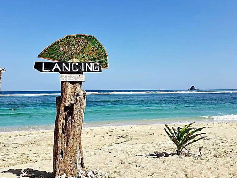 Pantai Lancing Lombok