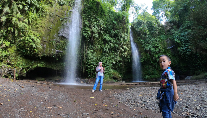 Pesona air terun benang stokel
