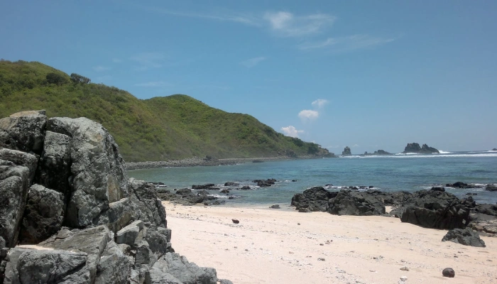 Pantai Tampah di Lombok