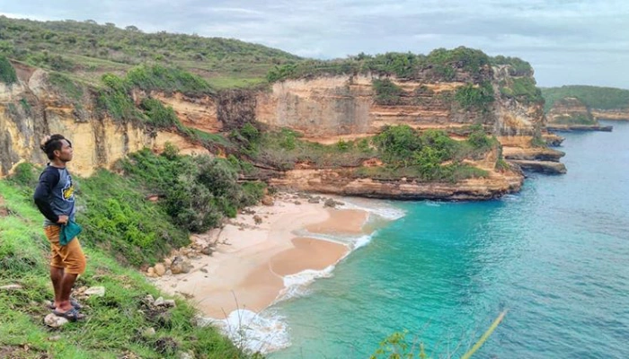 Pantai Tanjung Porok Lombok