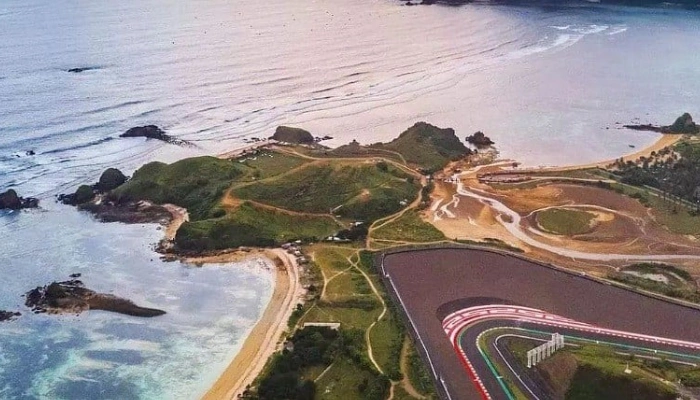 bukit seger di lombok tengah