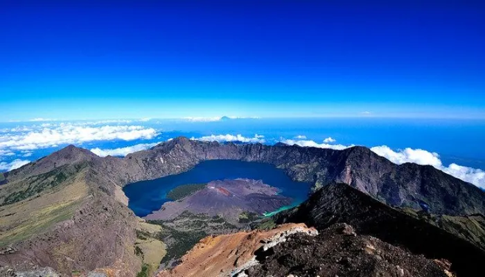 Wisata Viral di Gunung Rinjani Lombok