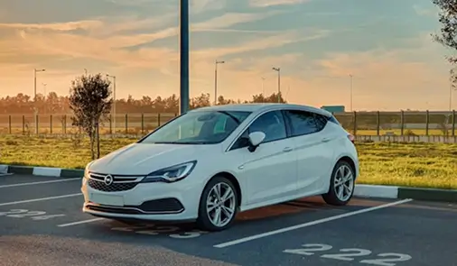 pelayanan sewa mobil lombok